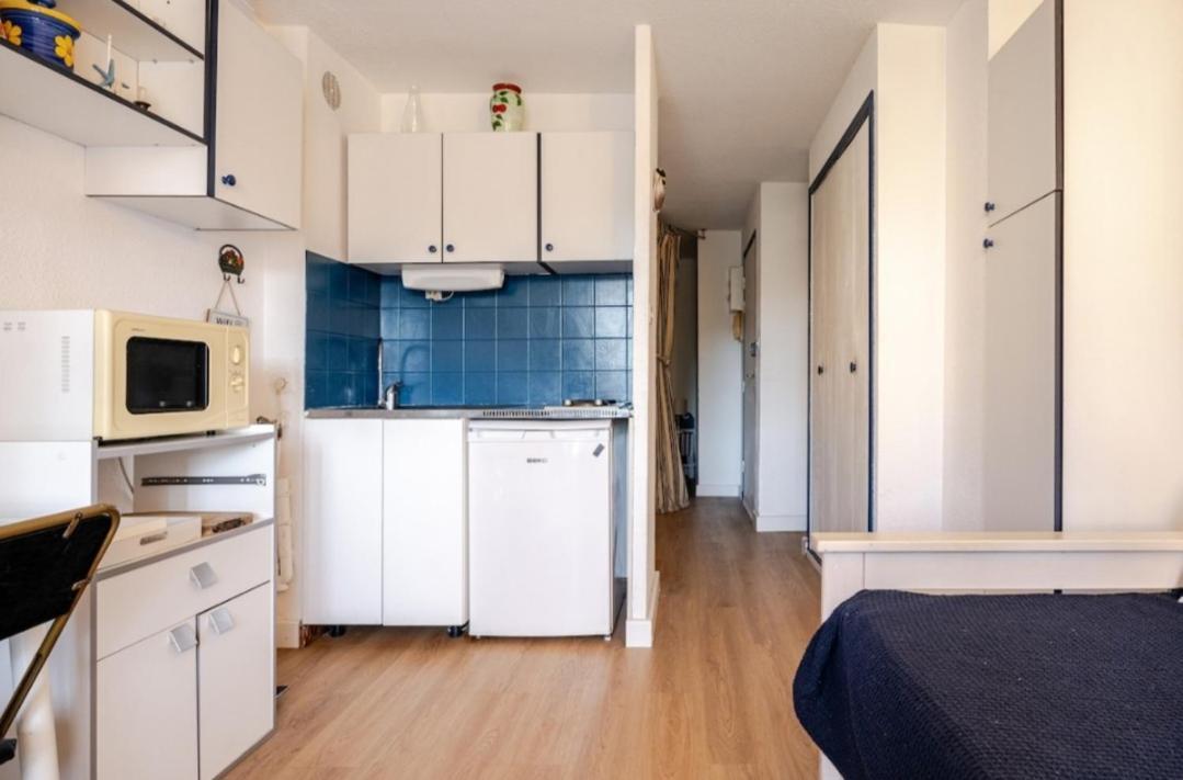 Appartement les pieds dans l'eau La Londe-les-Maures Extérieur photo